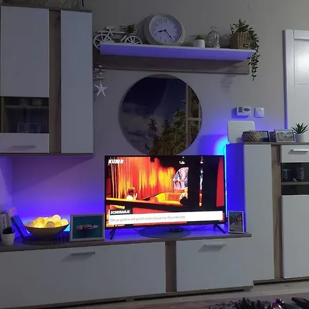 # Espresso 2 Sa Garazom Sremska Mitrovica