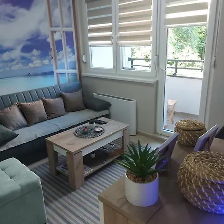 # Espresso 2 Sa Garazom