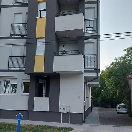 Lägenhet # Espresso 2 Sa Garazom Sremska Mitrovica